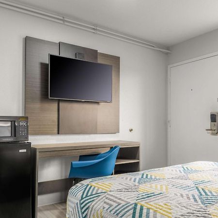 Home 6 Motel Τοπέκα Εξωτερικό φωτογραφία