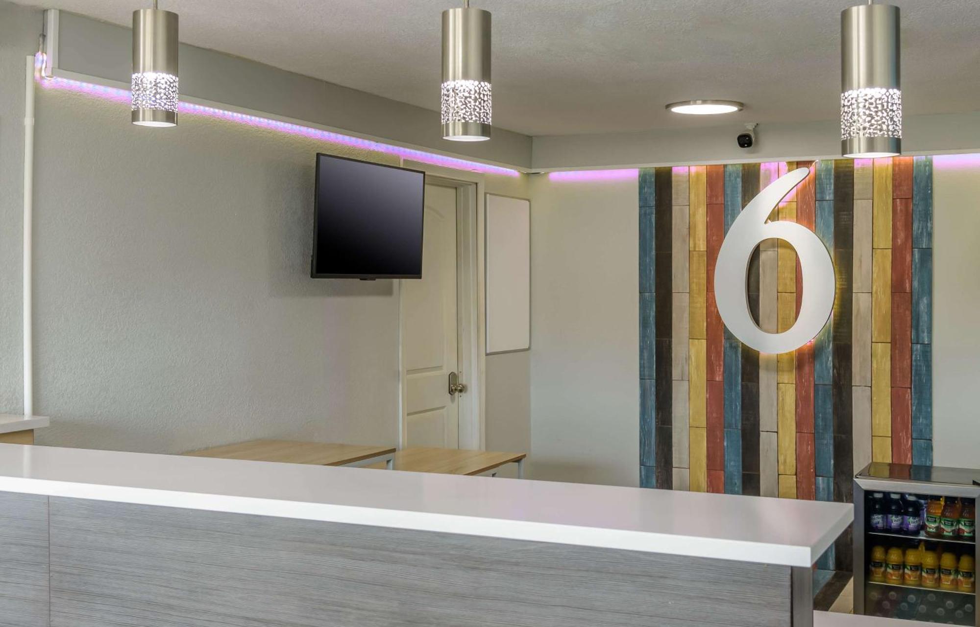 Home 6 Motel Τοπέκα Εξωτερικό φωτογραφία